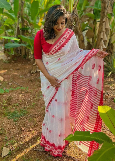Laal Bindi -White Cotton Weave Saree